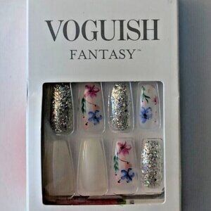 Kiss VOGUISH FANTASY Nails on Point LONG White Flowered & Silver Sparkle 28 Nail